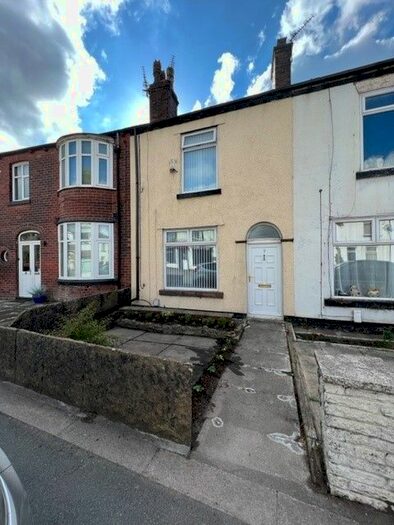 1 Bedroom Terraced House To Rent In Church Street, Bolton, BL3