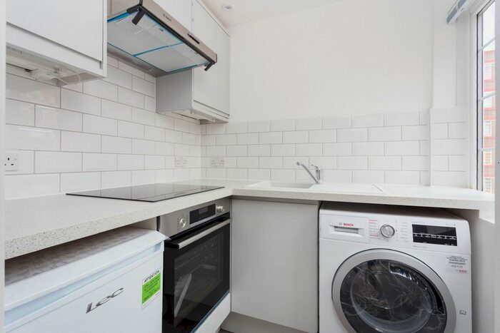 Studio To Rent In Balham High Road, London, SW17
