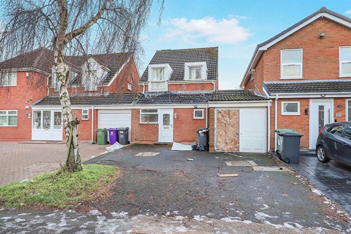 3 Bedroom Link Detached House For Sale In Park Hall Road, Penn, Wolverhampton, WV4