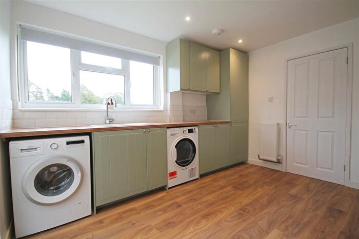 3 Bedroom Semi Detached House To Rent In Fox Way, Barham, CT4
