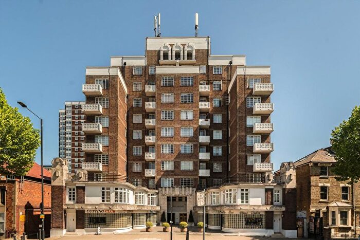 Studio For Sale In Shepherds Bush Road, Hammersmith, W6