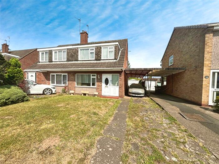 3 Bedroom Semi Detached House For Sale In Delamere Road, Bedworth, Warwickshire, CV12