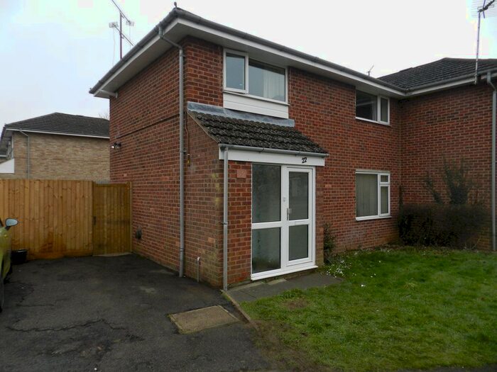 3 Bedroom Property To Rent In Balliol Road, Daventry, NN11