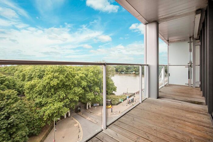 1 Bedroom Apartment To Rent In Oswald Building, Queenstown Road, London, SW11