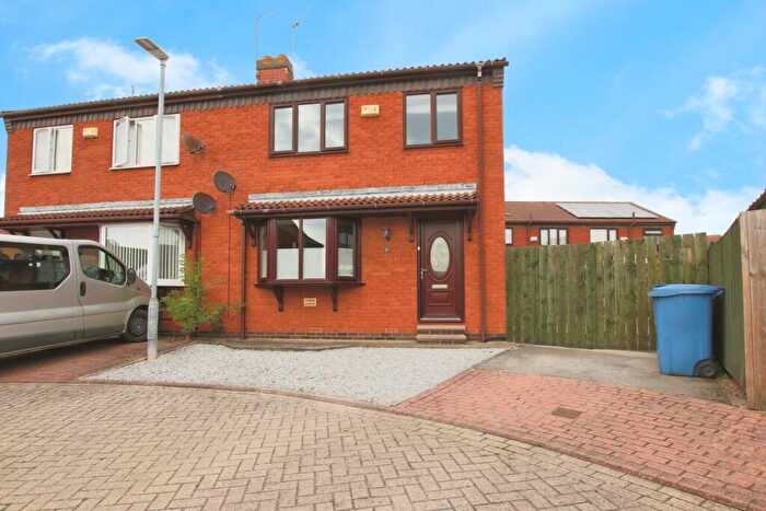 3 Bedroom Semi-Detached House For Sale In Skeckling Close, Burstwick, HU12