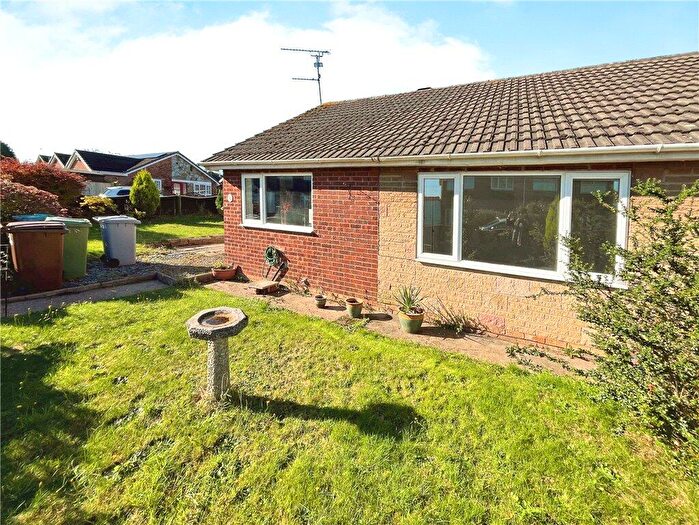 2 Bedroom Bungalow For Sale In Holmwood Road, Rainworth, Mansfield, NG21