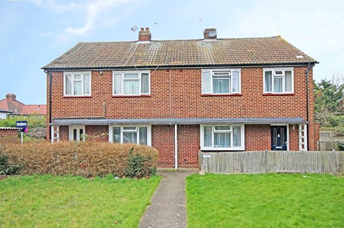 1 Bedroom Flat To Rent In Bird Walk, Twickenham, TW2