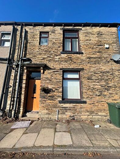 1 Bedroom Terraced House To Rent In Moorcroft Drive, Bradford, BD4