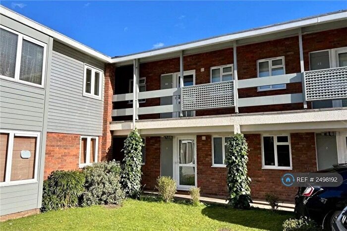 1 Bedroom Flat To Rent In Cross Lanes, Guildford, GU1