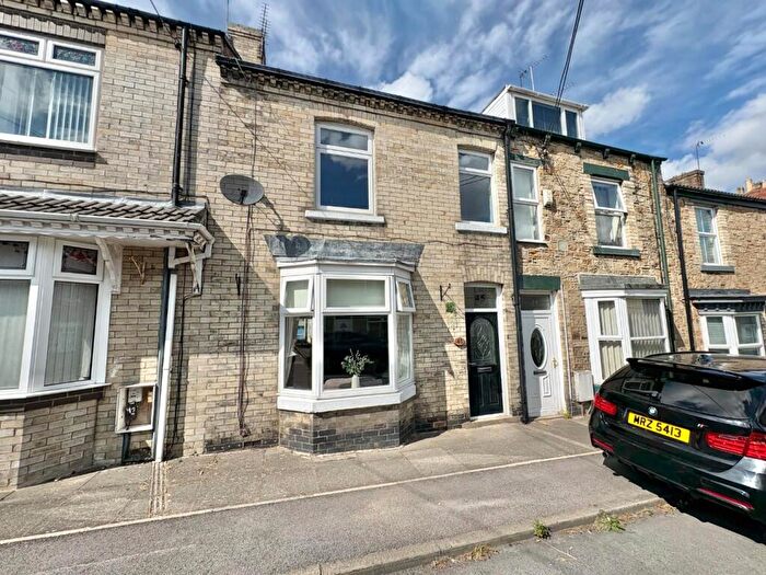 3 Bedroom Terraced House For Sale In Milburn Street, Crook, DL15