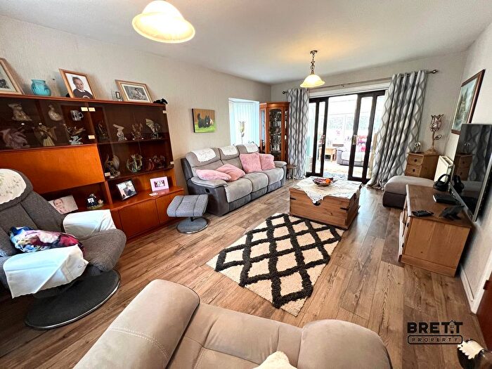 2 Bedroom Detached Bungalow For Sale In Gateholm Avenue, Milford Haven, Pembrokeshire., SA73