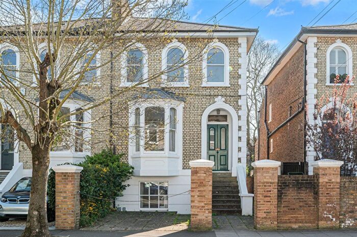 2 Bedroom Maisonette To Rent In Pelham Road, London, SW19