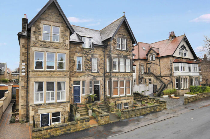 2 Bedroom Apartment To Rent In Alderson Road, Harrogate, HG2