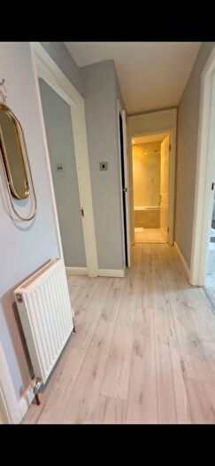 1 Bedroom Flat To Rent In Loughborough Road, London, SW9