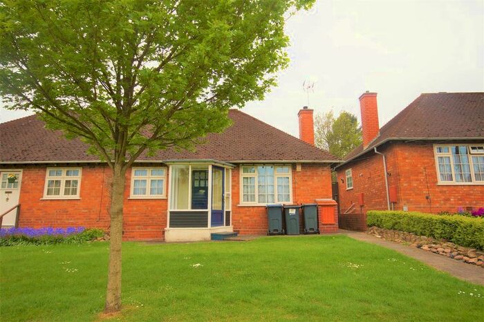 2 Bedroom Bungalow To Rent In Griffins Brook Lane, Bournville, Birmingham, B30