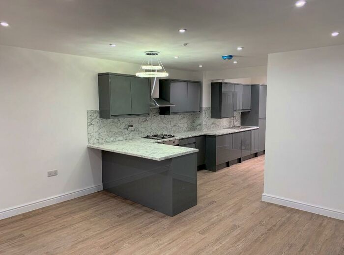 2 Bedroom Flat To Rent In Tudor Street, Cardiff(City), CF11