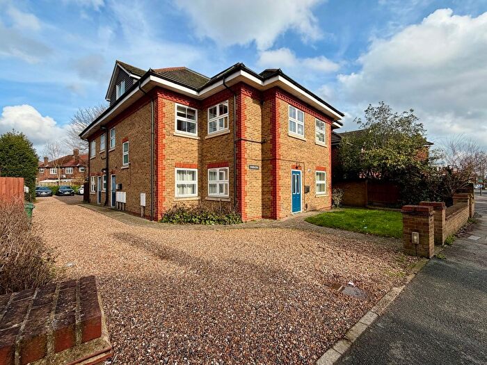 1 Bedroom Flat To Rent In Feltham Hill Road, Ashford, TW15