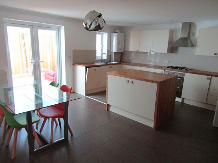 3 Bedroom House To Rent In Mount Pleasant Road, Exeter, EX4