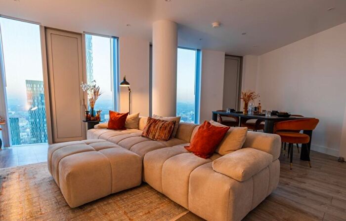 3 Bedroom Apartment To Rent In Silvercroft Street, Manchester, Greater Manchester, M15