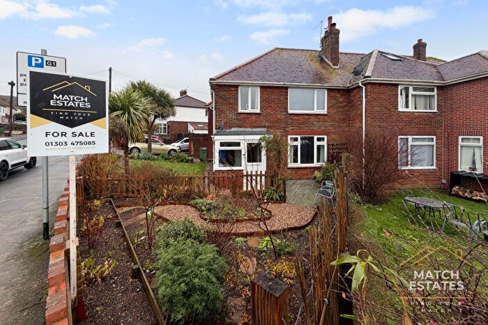 1 Bedroom Apartment For Sale In Warren Way, Folkestone, Kent, CT19