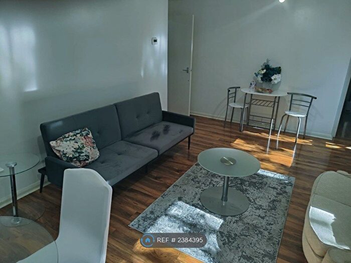 1 Bedroom Flat To Rent In Eynsford House, London, SE17