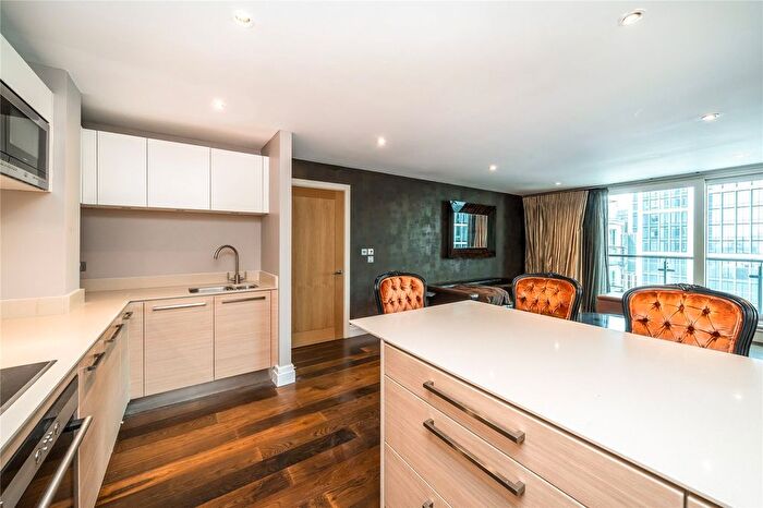 2 Bedroom Flat To Rent In Kestrel House, St. George Wharf, SW8