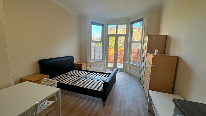 Studio To Rent In Church Lane, London, N8