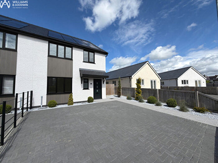 3 Bedroom Semi Detached House For Sale In Bro Eglwys, Caernarfon, LL55