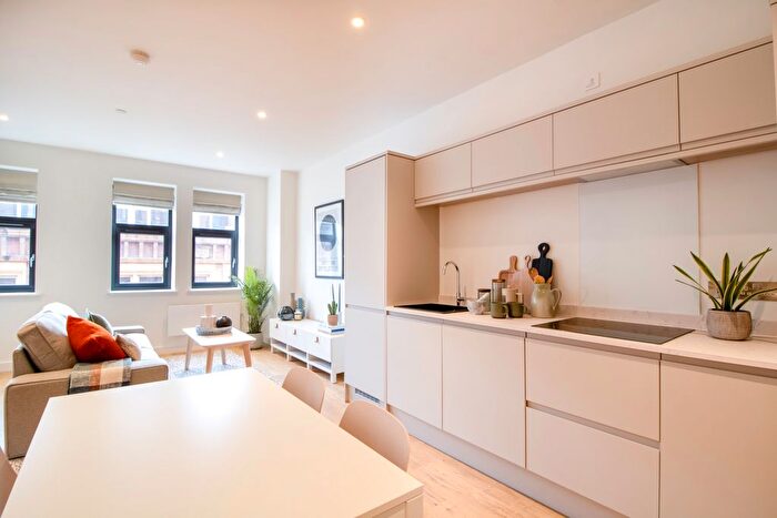 1 Bedroom Flat To Rent In York Place, Leeds, LS1