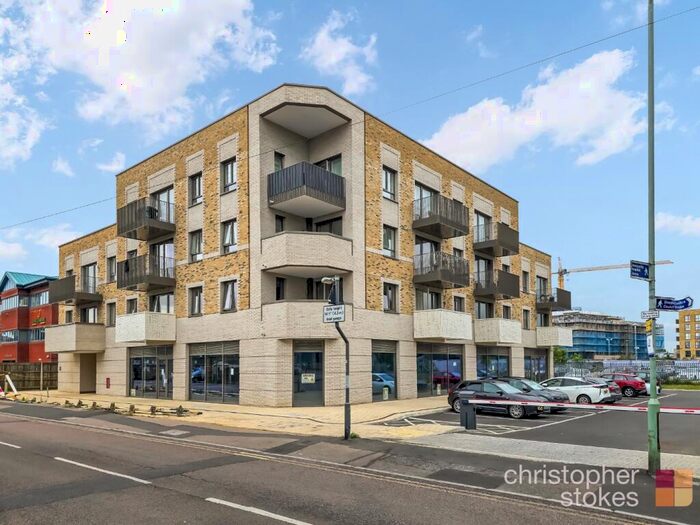 2 Bedroom Apartment To Rent In Elan Apartments, Windmill Lane, Cheshunt, Waltham Cross, Hertfordshire, EN8