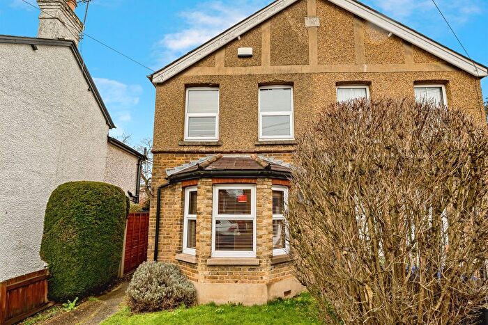 3 Bedroom Semi Detached House For Sale In Eastfield Road, Burnham, SL1