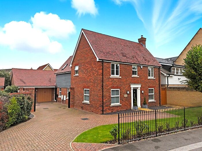 4 Bedroom Detached House For Sale In Queenborough Lane, Braintree, CM77