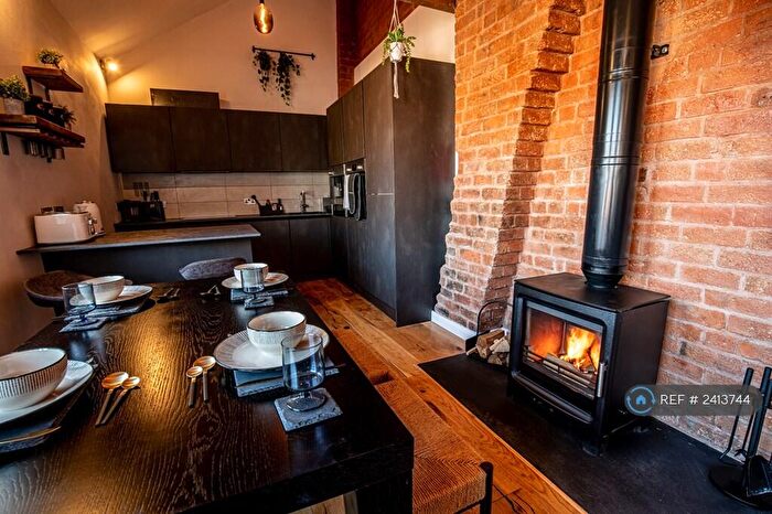 3 Bedroom Penthouse To Rent In Hall Street, Birmingham, B18