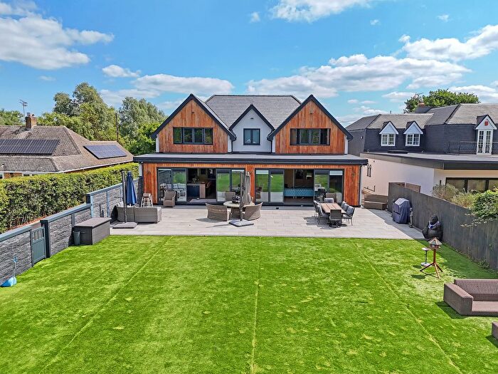 4 Bedroom Detached House For Sale In Church Road, Ramsden Bellhouse, CM11