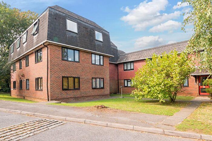 1 Bedroom Flat To Rent In Badgers Cross, Milford, GU8