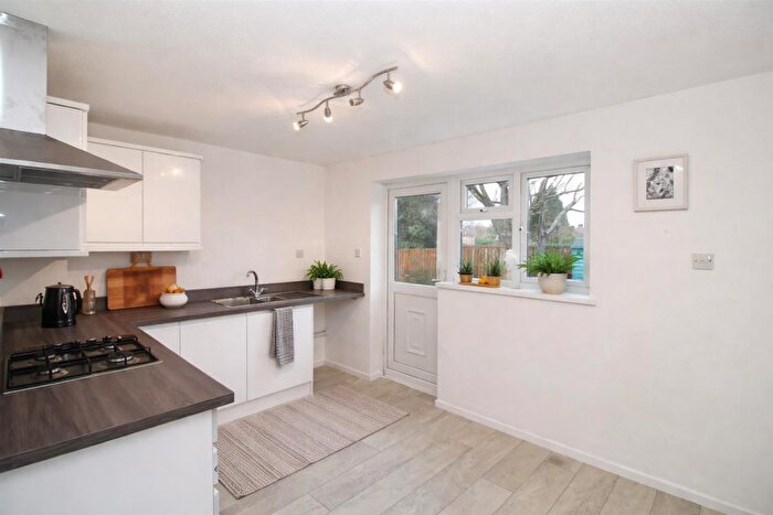 2 Bedroom House To Rent In Birchwood Gardens, Whitchurch, Cardiff, CF14