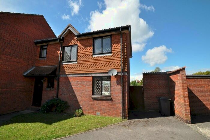 2 Bedroom End Of Terrace House To Rent In Shalford Village, Near Guildford, GU4