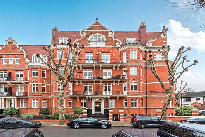 2 Bedroom Flat For Sale In Lauderdale Road, London, W9