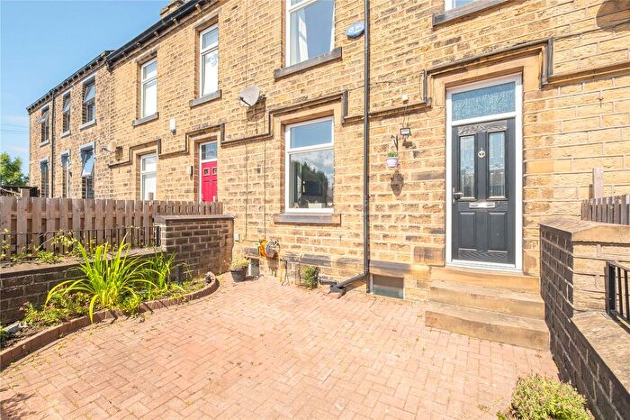 2 Bedroom Terraced House For Sale In Lowerhouses Road, Quarmby, Huddersfield, HD3