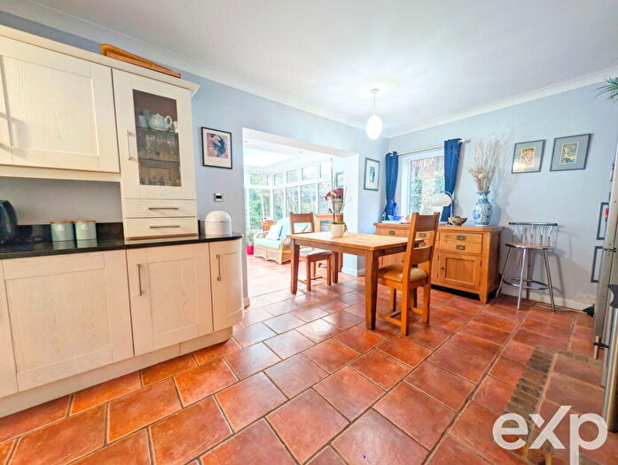 3 Bedroom Semi-Detached Bungalow For Sale In Police Station Road, West Malling, ME19