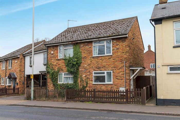 2 Bedroom Semi-Detached House To Rent In High Street, Uxbridge UB8