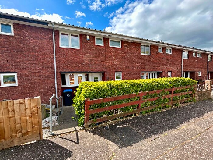 3 Bedroom Terraced House For Sale In Winters Way, Waltham Abbey, EN9