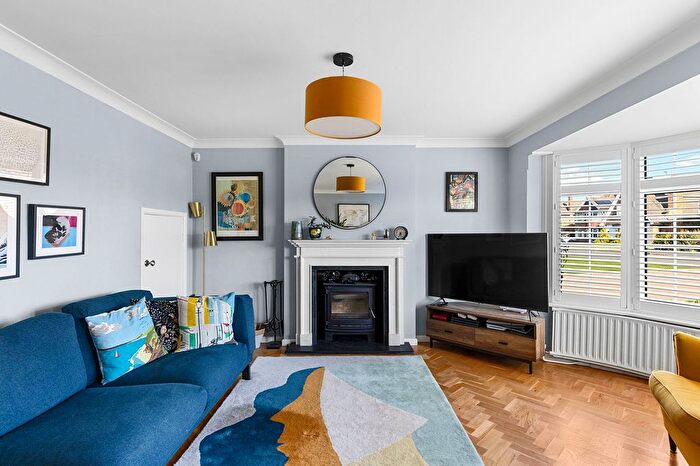 4 Bedroom Detached House For Sale In Southfield Close, Rufforth, York, YO23