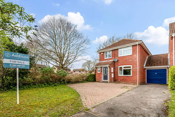 3 Bedroom Detached House For Sale In The Gallops, Titchfield Common, PO14