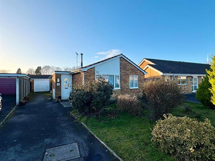 3 Bedroom Detached Bungalow For Sale In Pine View Road, Verwood, BH31