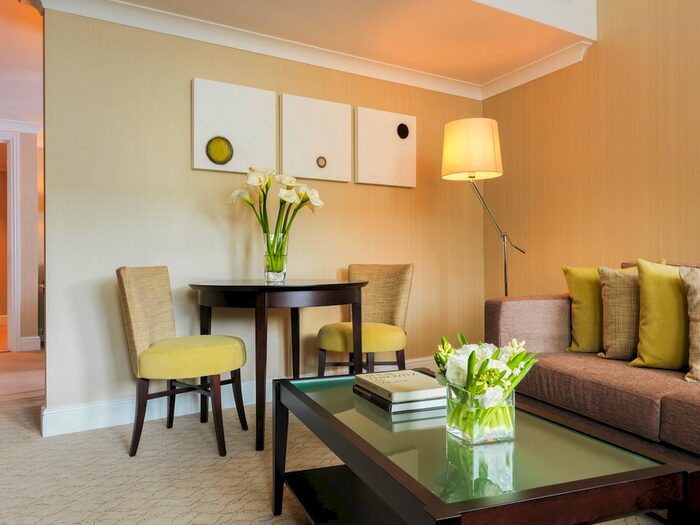 1 Bedroom Flat To Rent In Bow Lane, London EC4M