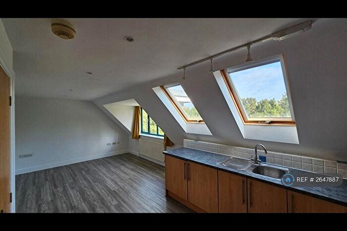2 Bedroom Flat To Rent In Citygate, Cambridge, CB4