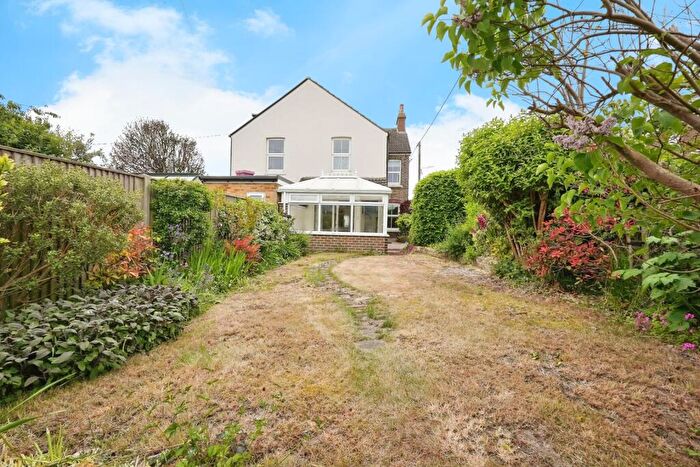 3 Bedroom Semi-Detached House For Sale In Station Road, St. Margarets-at-Cliffe, Dover, Kent, CT15