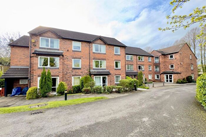 1 Bedroom Flat For Sale In Park Lane, Poynton, SK12