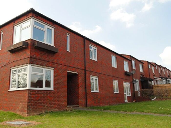1 Bedroom Flat To Rent In Stamford Avenue, Springfield, Milton Keynes, MK6